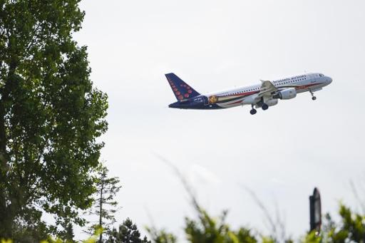 Brussels Airlines plane turns back mid-flight after discovering defect in landing gear