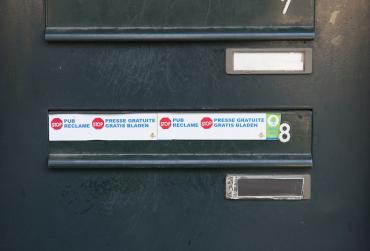 Ignoring anti-advertising stickers can lead to 62,500 euro fine