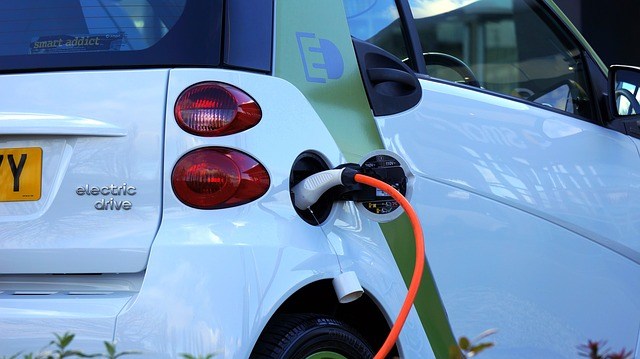 Brussels and Flanders work together to place more charging stations for electric cars