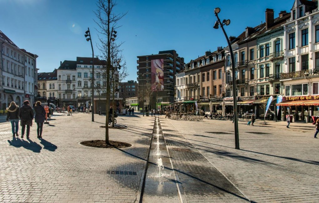 Fountains on renovated Place Jourdan already out of service