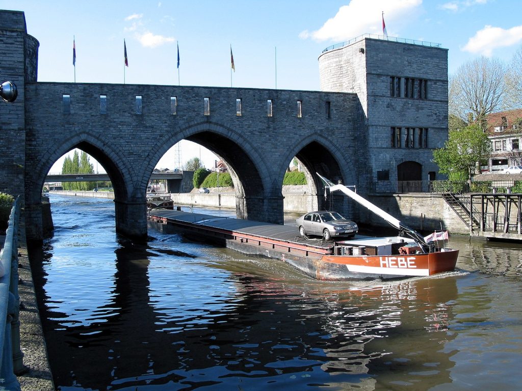 Sadness as landmark bridge in Tournai is “deconstructed”