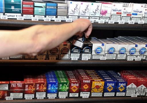 Leading cigarette maker to challenge arrival of neutral packaging in Belgium
