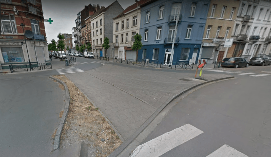 Anderlecht uses boulders to protect pedestrians in complex road junction
