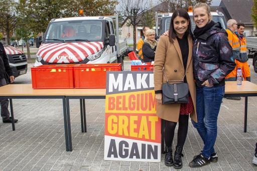Volunteers clean up Belgian town in latest 'Make Belgium Great Again' programme