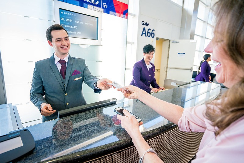 Airlines charging up to €160 to correct typos on tickets face legal action from Test-Achats