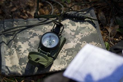 Belgian soldiers to be taught how to use a map and compass