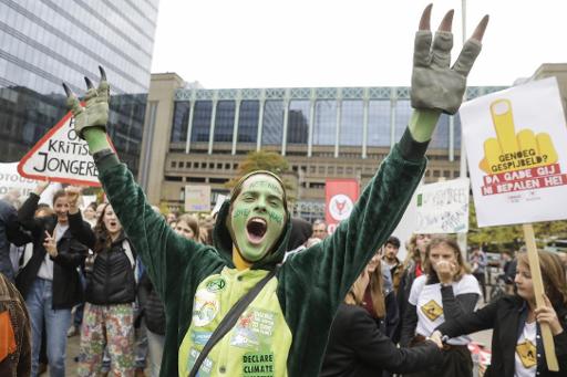 Around 600 people take to Brussels streets for the climate
