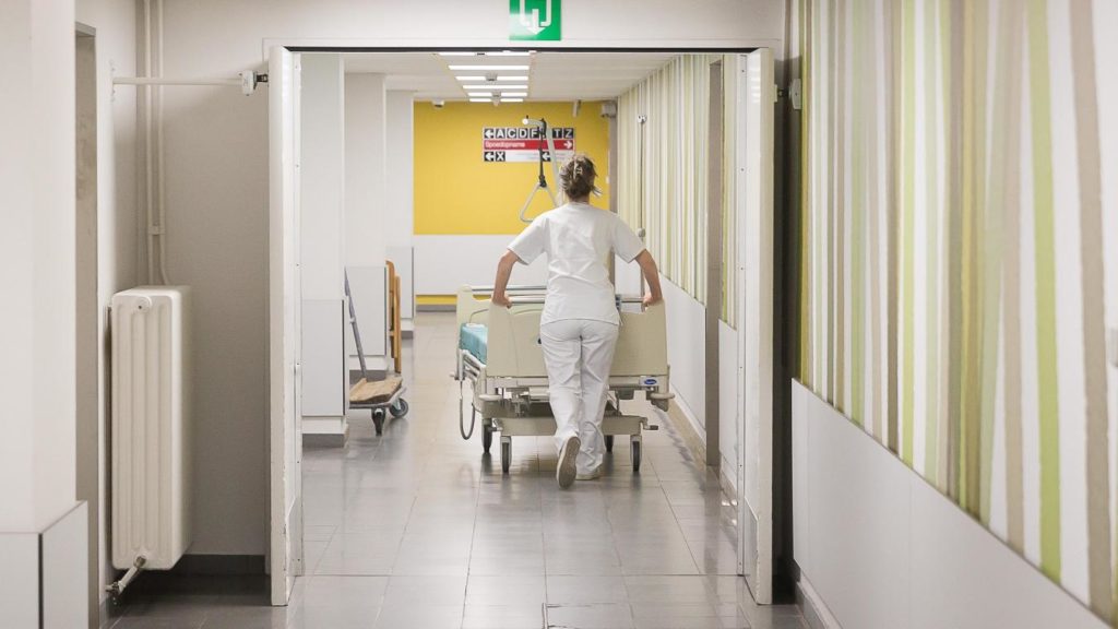 45% of hospitals in Brussels and Wallonia are in the red
