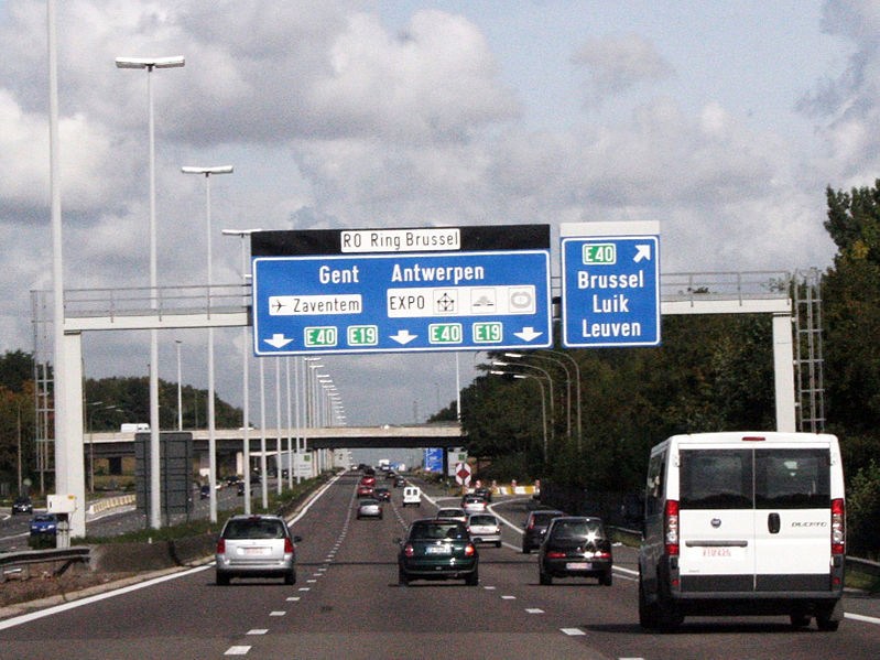 Brussels' plans for highway toll could cost drivers over €2,000 each year