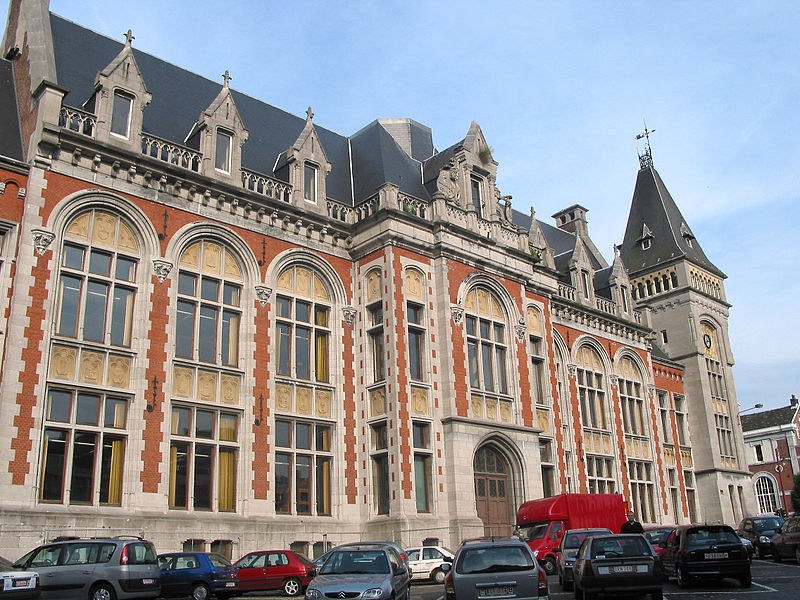 Bullet fired at judge's office in courthouse in Liège province