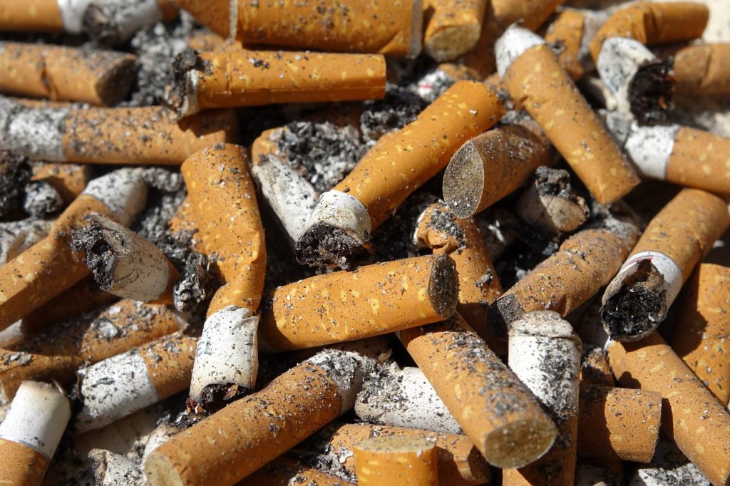 Over 850 fines for littering cigarettes in City of Brussels since 2019