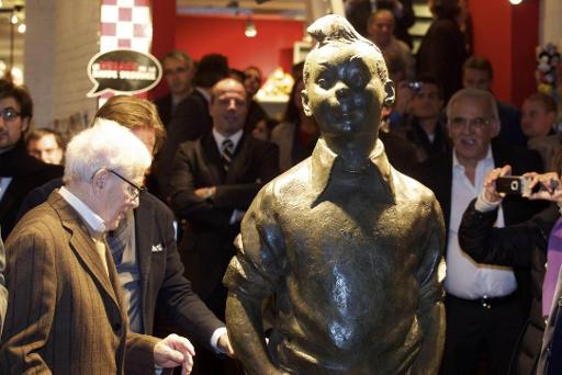 Sculpture of Tintin auctioned at €168,000