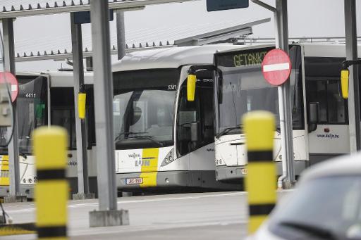 De Lijn buses and trams go cashless from mid 2020