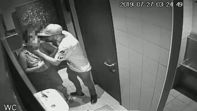 Police searches for man who tried to drag woman into bathroom stall in Antwerp