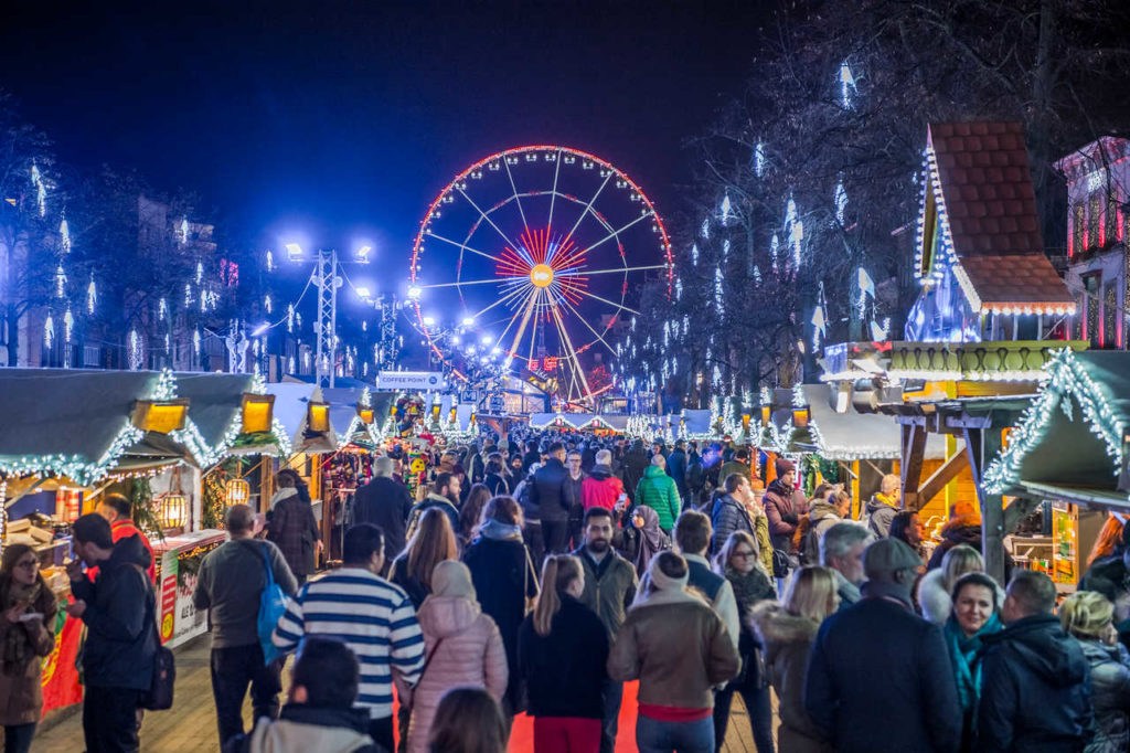 Brussels Christmas market not cancelled (yet)
