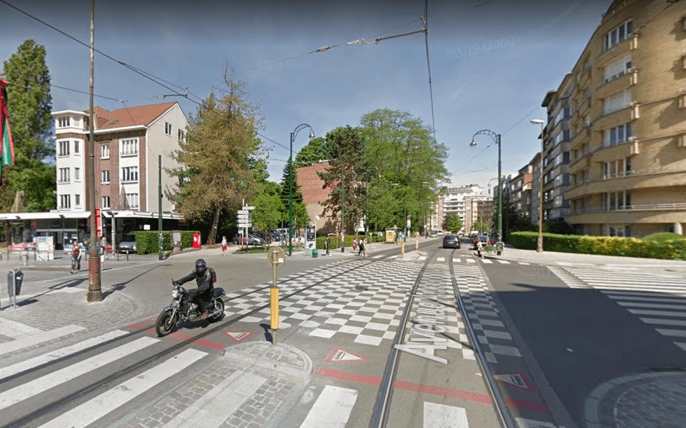 Gas leak shuts down tram lines near Brussels university