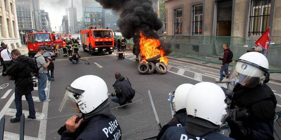 Brussels police to protect firefighters from 'unacceptable' aggressions on New Year's Eve