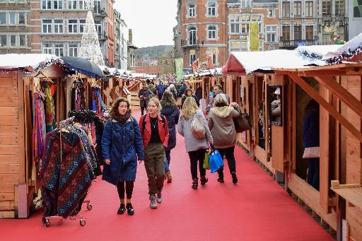 The Namur Christmas market is officially open; ice skating, fireworks, music and more