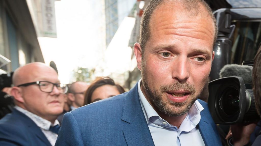 Theo Francken will not have to explain controversial remarks about deporting criminals in Parliament