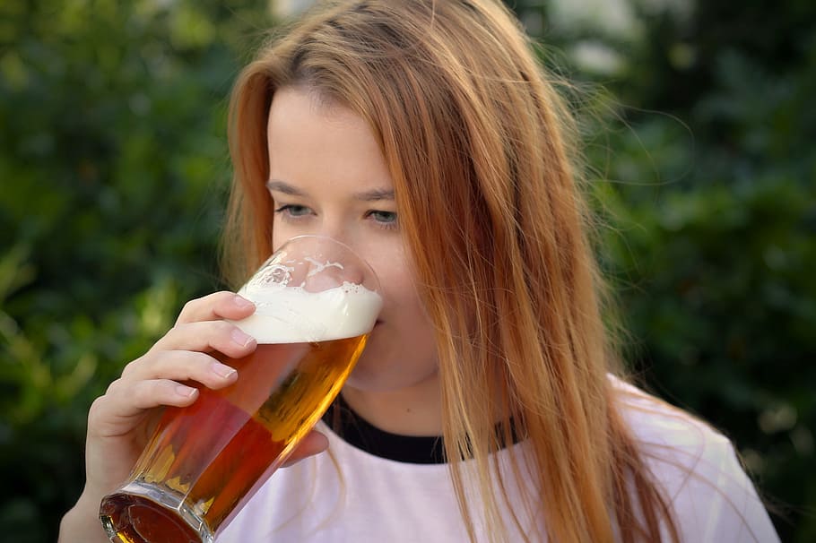 Flemish youths on average start drinking alcohol at 14.6 years of age, study shows