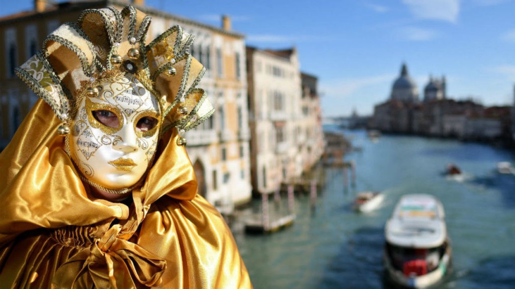 Venice Carnival closes due to coronavirus fears