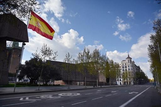 Spain extends lockdown measures
