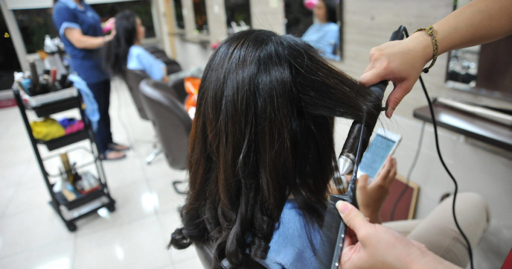 Hairdressers and contact professions can reopen in February: reports