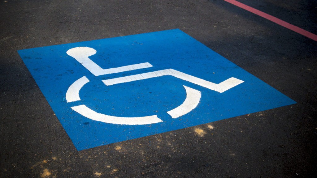 More than 8,500 fines in Brussels for parking in disabled spaces