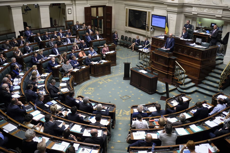 Parliament approves change to euthanasia law