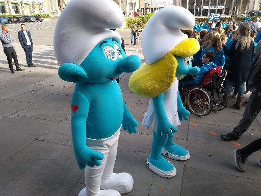 UN and Smurfette to fight for women's rights in Atomium