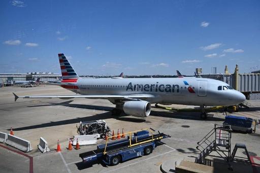 American Airlines loses over $2 billion in first quarter