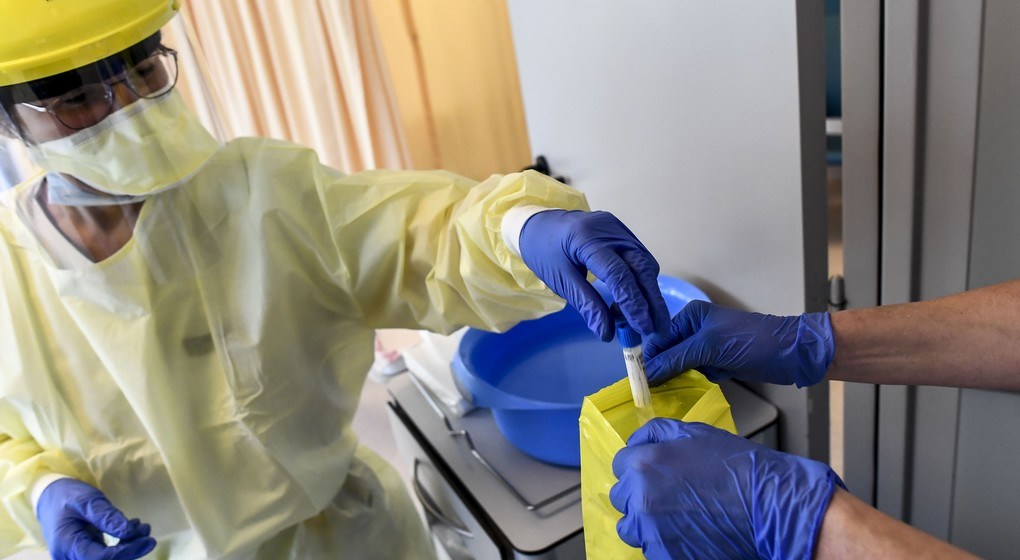 Coronavirus: 320 new hospital admissions, 399 discharged