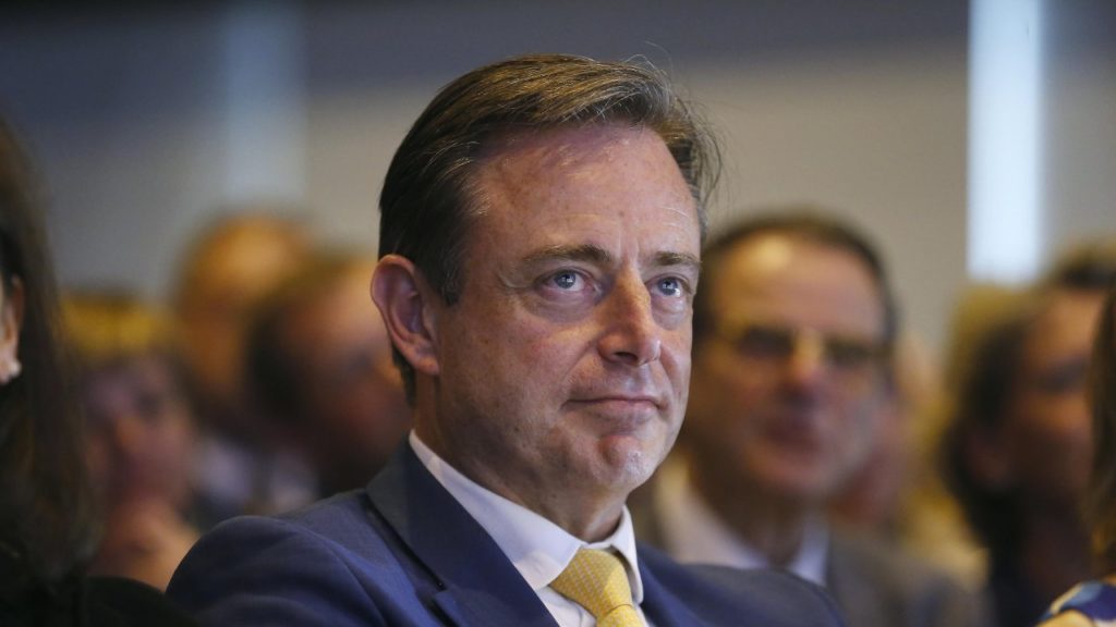 'Mea Culpa': Bart De Wever apologises for coronavirus Facebook ad