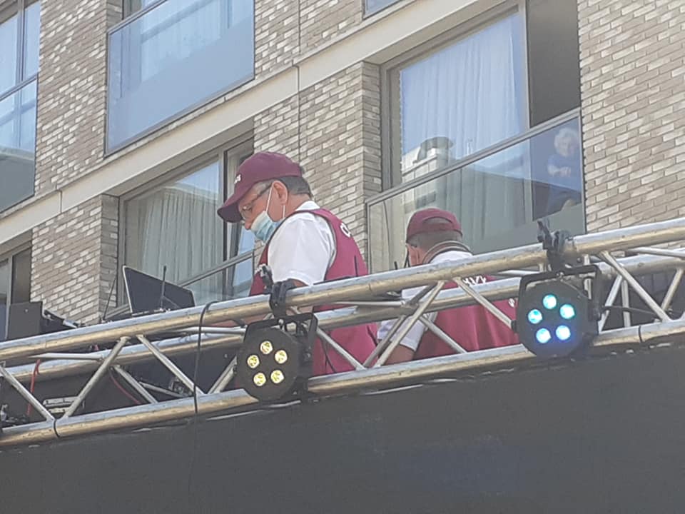 Flemish police shut down local DJ show outside nursing home