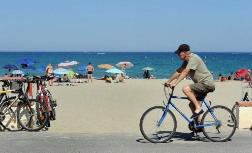 Spain opens borders to tourists from July