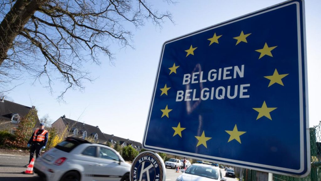 French-Belgian border should 'reopen urgently,' say French MPs
