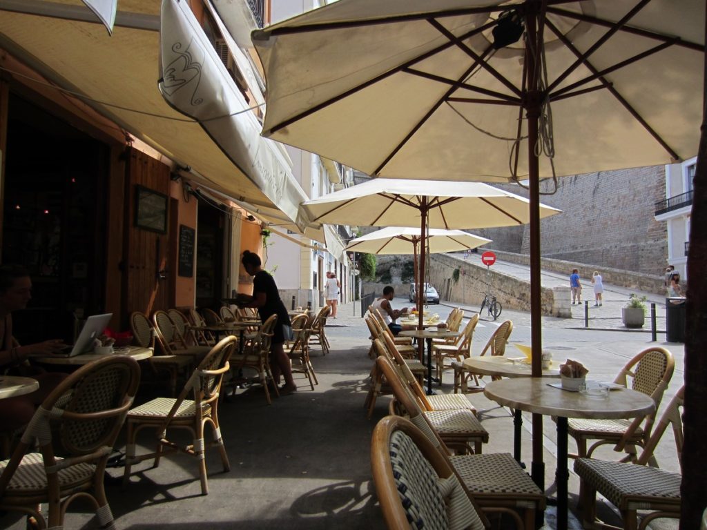 Coronavirus: half of Brussels cafés and restaurants face bankruptcy