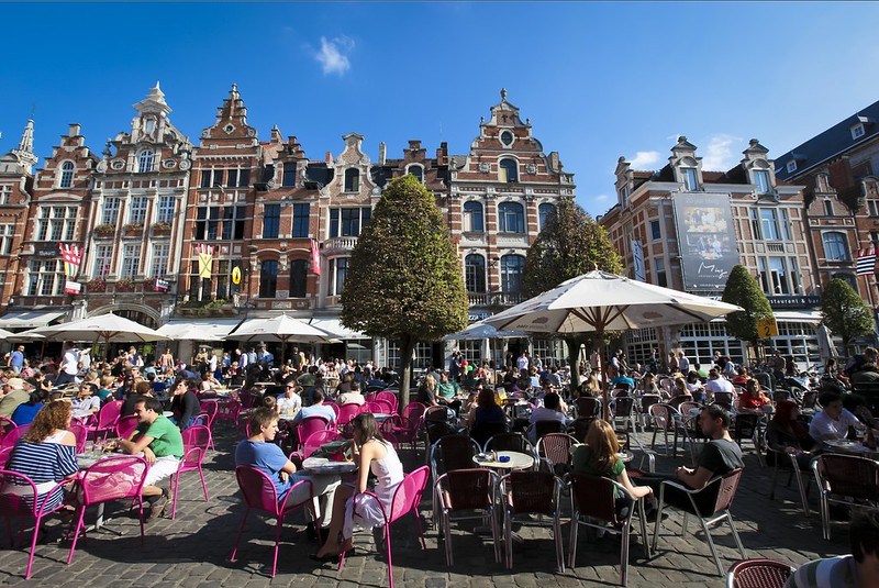 Belgium's hospitality industry draws up a plan for reopening restaurants and bars safely