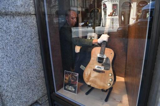 Kurt Cobain guitar sold for record 5 million euros