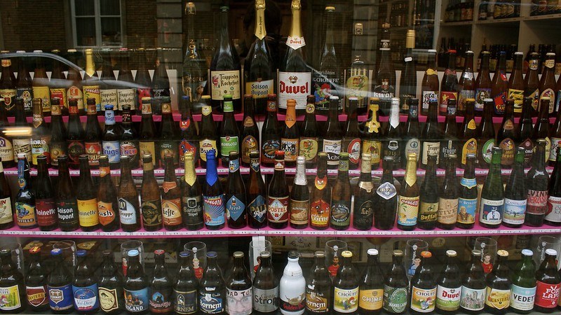 US threatens tariffs on European beer