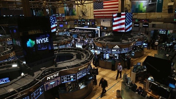 Wall Street worried by new coronavirus surge