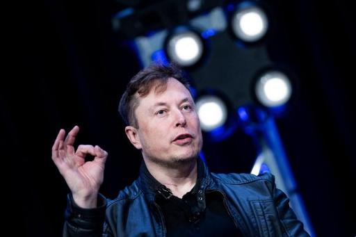 Self-driving cars 'very close' says Musk