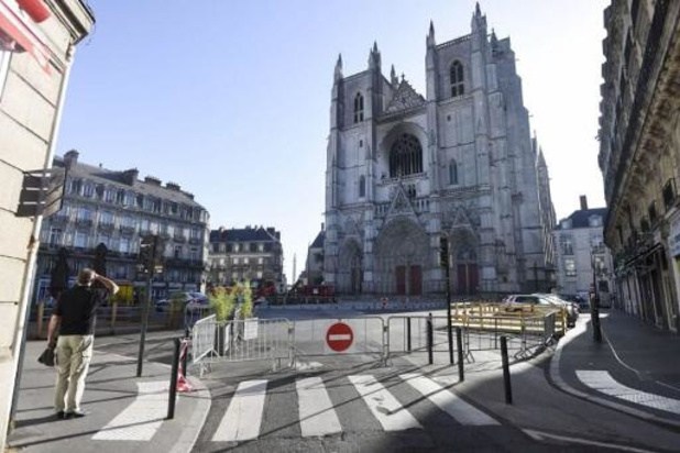 Nantes Cathedral fire: volunteer placed in custody