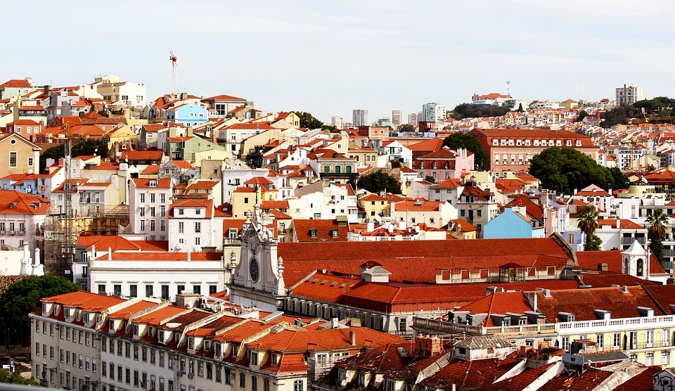 No more 'red zones' for Belgian travellers in Portugal