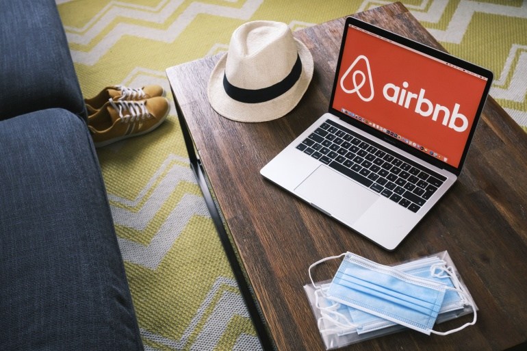 Airbnb bans parties in all of its accommodation due to coronavirus