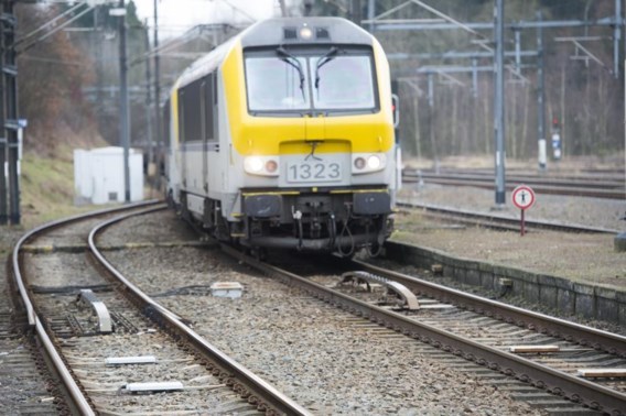 Ostend mayor and SNCB reach deal on extra trains to Belgian coast