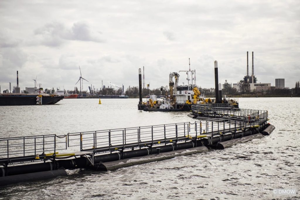 Dredging project will remove deadly pollutant from Antwerp waters