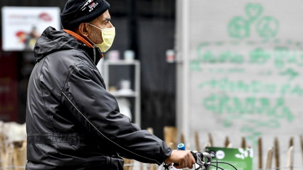 Brussels' blanket face mask requirement will also apply to cyclists