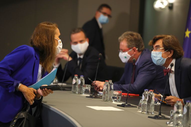 Belgium should have delayed relaxing coronavirus measures by one week, expert says
