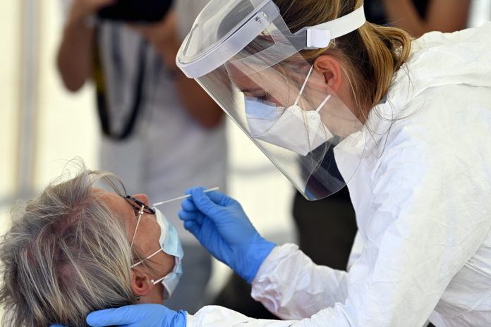 Coronavirus: Brussels on track to boost daily testing capacity to 9,000